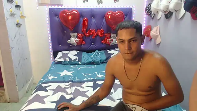 Snapshot of sexcouple_sin chatting on February 2026 04:54:01 PM sexcouple sin online show from February 2026 04:54:01 PM