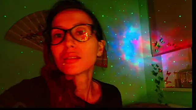 Snapshot of KiotoShine chatting on September 2025 09:36:01 PM KiotoShine online show from September 2025 09:36:01 PM