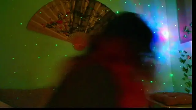 Snapshot of KiotoShine chatting on September 2025 07:49:02 PM KiotoShine online show from September 2025 07:49:02 PM