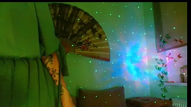 Snapshot of KiotoShine chatting on October 2025 04:17:02 PM KiotoShine online show from October 2025 04:17:02 PM