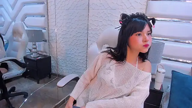 TatiLee online show from September 2025 09:51:01 PM