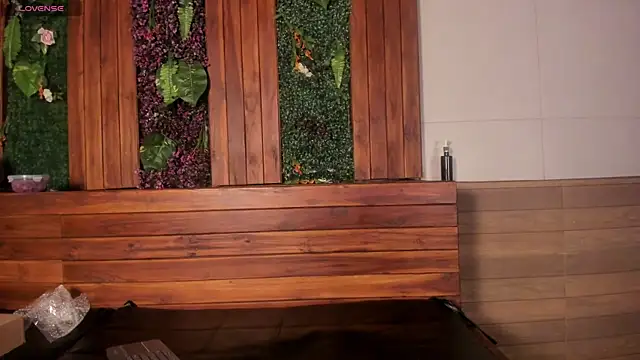 nicktorn online show from December 2025 12:34:02 PM