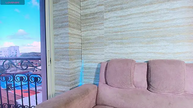 venus firekiss online show from November 2025 08:20:01 PM