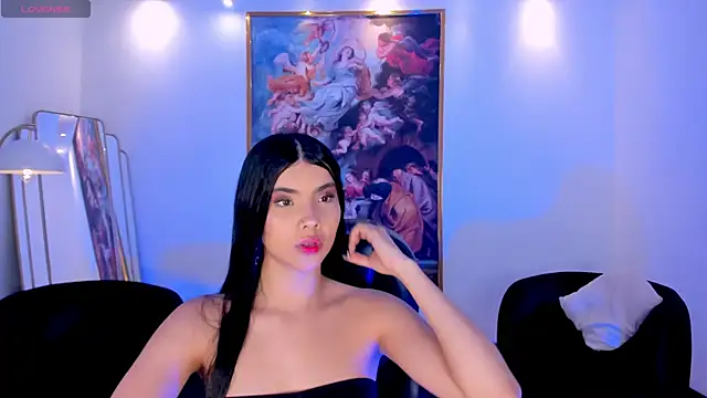 MiaLaurence online show from July 2026 06:50:01 PM