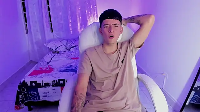 Fran Boy online show from September 2025 04:03:01 AM