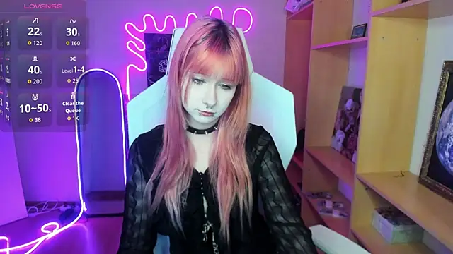 Snapshot of AmamiDark chatting on October 2025 01:47:02 AM AmamiDark online show from October 2025 01:47:02 AM