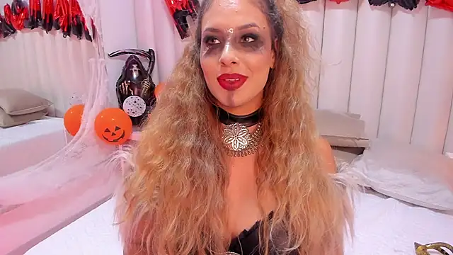 Snapshot of CataRicci chatting on October 2025 07:15:01 PM CataRicci online show from October 2025 07:15:01 PM