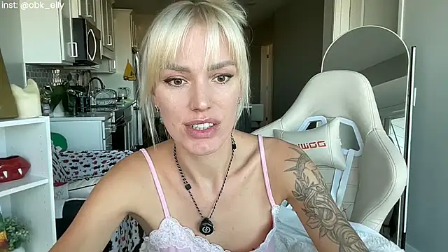 Ohbabykelly online show from November 2025 09:11:01 PM