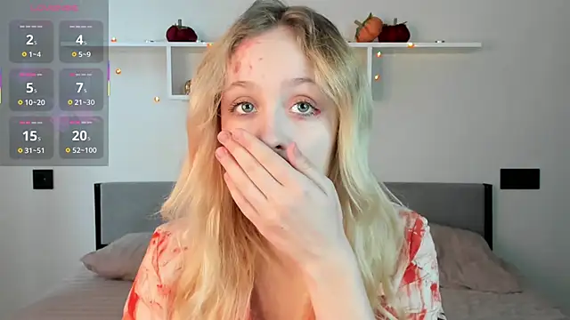 Julliakoill online show from November 2025 09:00:02 AM