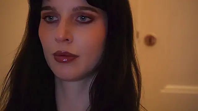 Snapshot of ellaa91 chatting on November 2025 02:20:02 PM ellaa91 online show from November 2025 02:20:02 PM