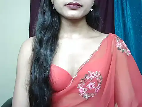 ROSE GOLDE online show from September 2025 04:41:01 PM