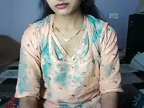 ROSE GOLDE online show from June 2026 05:47:01 AM