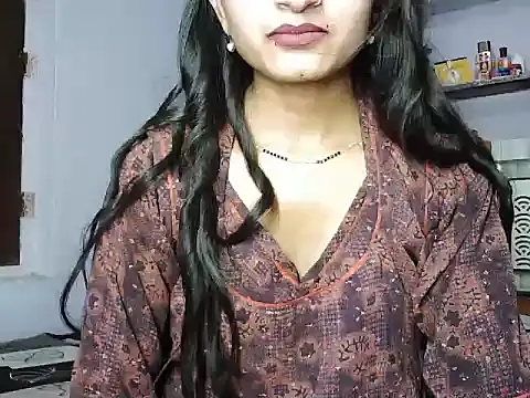 ROSE GOLDE online show from June 2026 03:00:01 PM