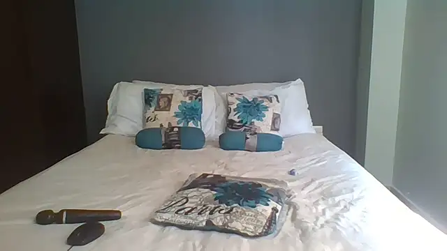 CouplesX96xx online show from April 2026 10:15:02 AM