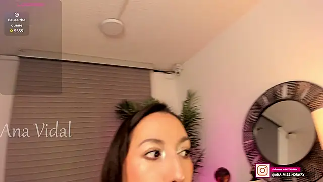 Miss norway online show from October 2025 09:37:02 PM