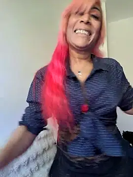 iamlalamilano online show from February 2026 02:29:02 PM