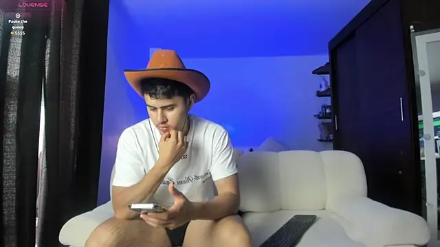 twinguys online show from October 2025 03:25:02 PM