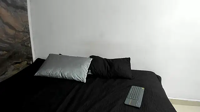 Snapshot of Alexayblake chatting on October 2025 07:43:01 PM Alexayblake online show from October 2025 07:43:01 PM