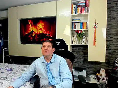 Snapshot of SpartacusDaddy48 chatting on February 2026 10:13:02 PM SpartacusDaddy48 online show from February 2026 10:13:02 PM