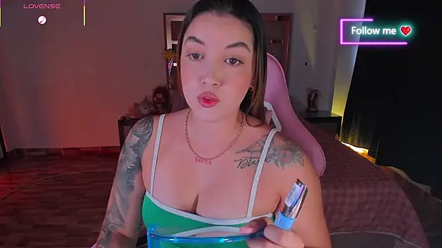 lunaarose online show from January 2026 08:14:02 PM