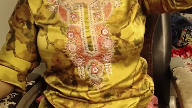 campornlive71 online show from February 2026 03:28:02 PM