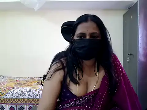 ammu1990 online show from May 2026 07:47:01 AM