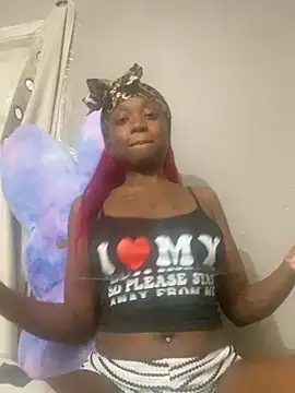 HennessyBaby21 online show from May 2026 04:18:01 AM
