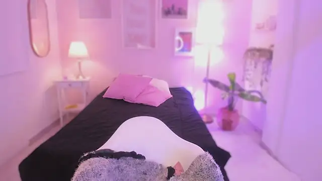 emma soul1 online show from November 2025 12:49:02 AM