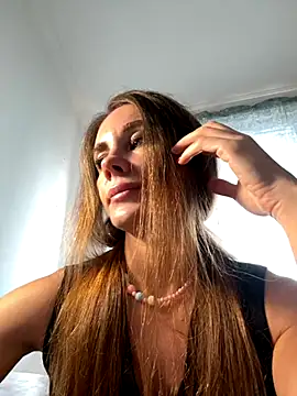 LucieMack online show from September 2025 08:36:02 AM