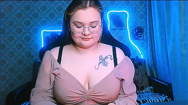 InLoveWithLife26 online show from July 2026 07:34:02 PM