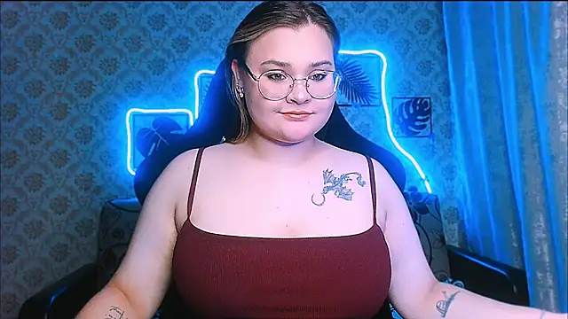 InLoveWithLife26 online show from July 2026 07:55:01 PM