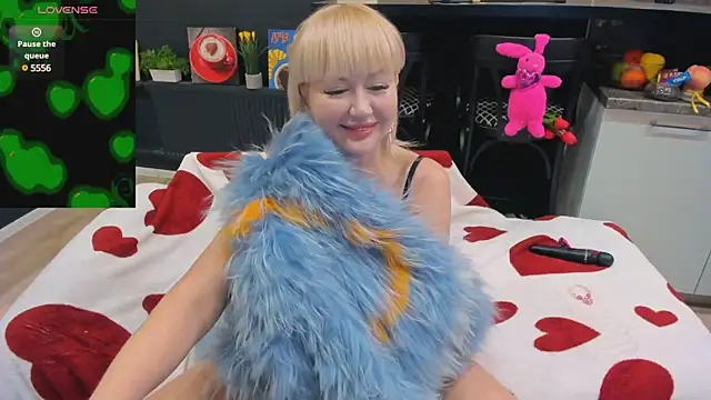 Snapshot of FlirtyMary chatting on February 2025 01:10:01 AM FlirtyMary online show from February 2025 01:10:01 AM