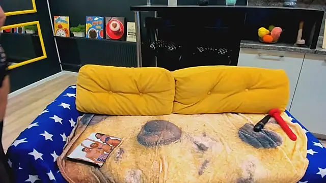 Snapshot of FlirtyMary chatting on September 2025 09:59:02 PM FlirtyMary online show from September 2025 09:59:02 PM