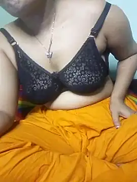 Snapshot of Maria_Mahi chatting on November 2025 05:02:01 PM Maria Mahi online show from November 2025 05:02:01 PM