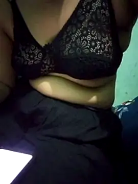 Snapshot of Maria_Mahi chatting on January 2026 03:23:01 AM Maria Mahi online show from January 2026 03:23:01 AM