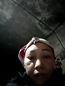 Snapshot of Lai005 chatting on January 2026 04:48:02 AM Lai005 online show from January 2026 04:48:02 AM