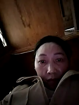 Snapshot of Lai005 chatting on January 2026 08:51:02 AM Lai005 online show from January 2026 08:51:02 AM