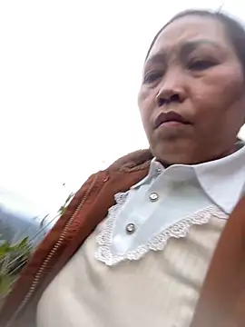 Snapshot of Lai005 chatting on February 2026 09:24:02 AM Lai005 online show from February 2026 09:24:02 AM