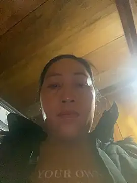 Snapshot of Lai005 chatting on February 2026 01:02:01 AM Lai005 online show from February 2026 01:02:01 AM