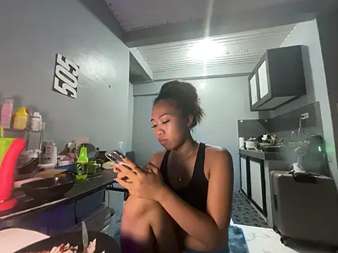 PinayLina18 online show from May 2026 03:35:02 AM