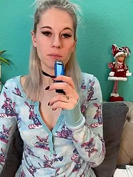 TheRealJessyLey online show from November 2025 07:42:02 AM