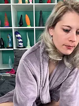 TheRealJessyLey online show from April 2026 06:27:02 AM