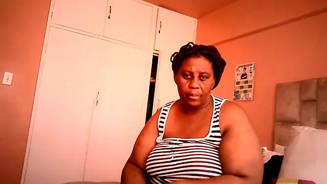 Snapshot of HUGEASSXXXXX chatting on July 2026 06:26:02 AM HUGEASSXXXXX online show from July 2026 06:26:02 AM