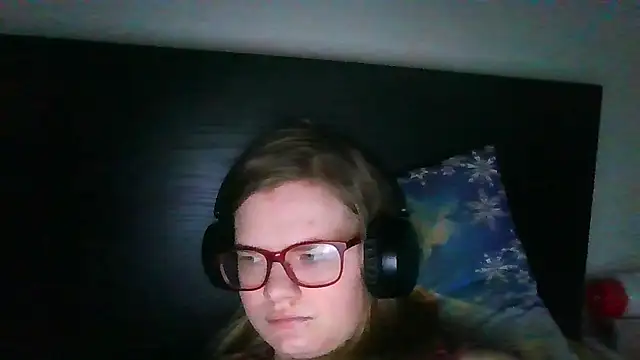 Moonolighta online show from November 2025 07:22:01 AM