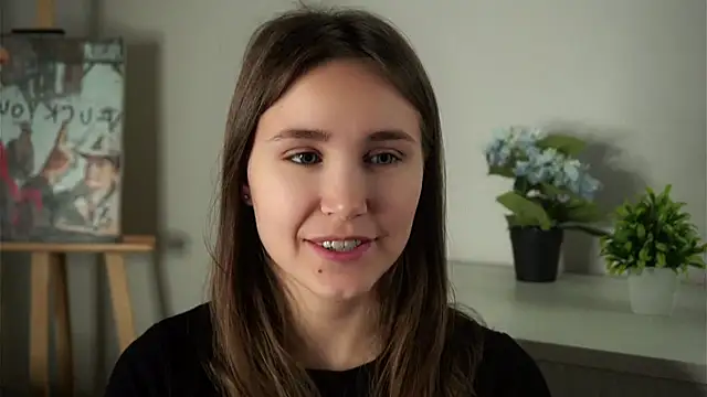 EthalFlowers online show from October 2025 01:14:01 AM