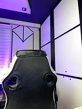 Snapshot of Brycce_santos chatting on October 2025 01:45:02 PM Brycce santos online show from October 2025 01:45:02 PM