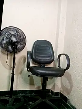 Snapshot of indiazinhabella27 chatting on October 2025 04:40:01 AM indiazinhabella27 online show from October 2025 04:40:01 AM