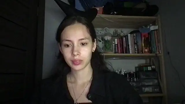 Snapshot of Yuna5343 chatting on September 2025 10:09:01 PM Yuna5343 online show from September 2025 10:09:01 PM