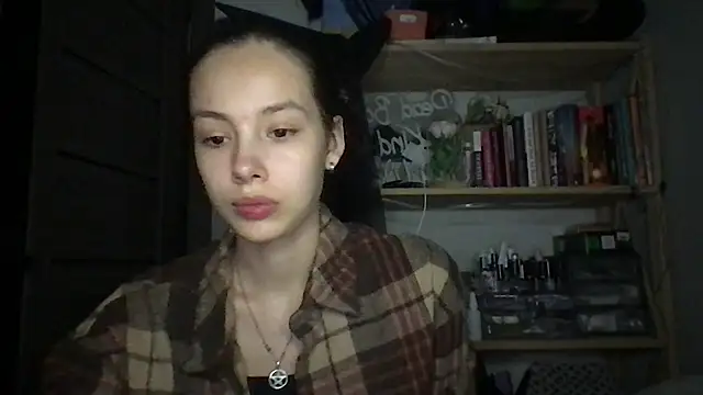 Snapshot of Yuna5343 chatting on September 2025 09:05:01 PM Yuna5343 online show from September 2025 09:05:01 PM