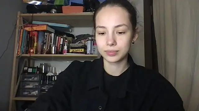 Yuna5343 online show from December 2025 08:13:01 PM